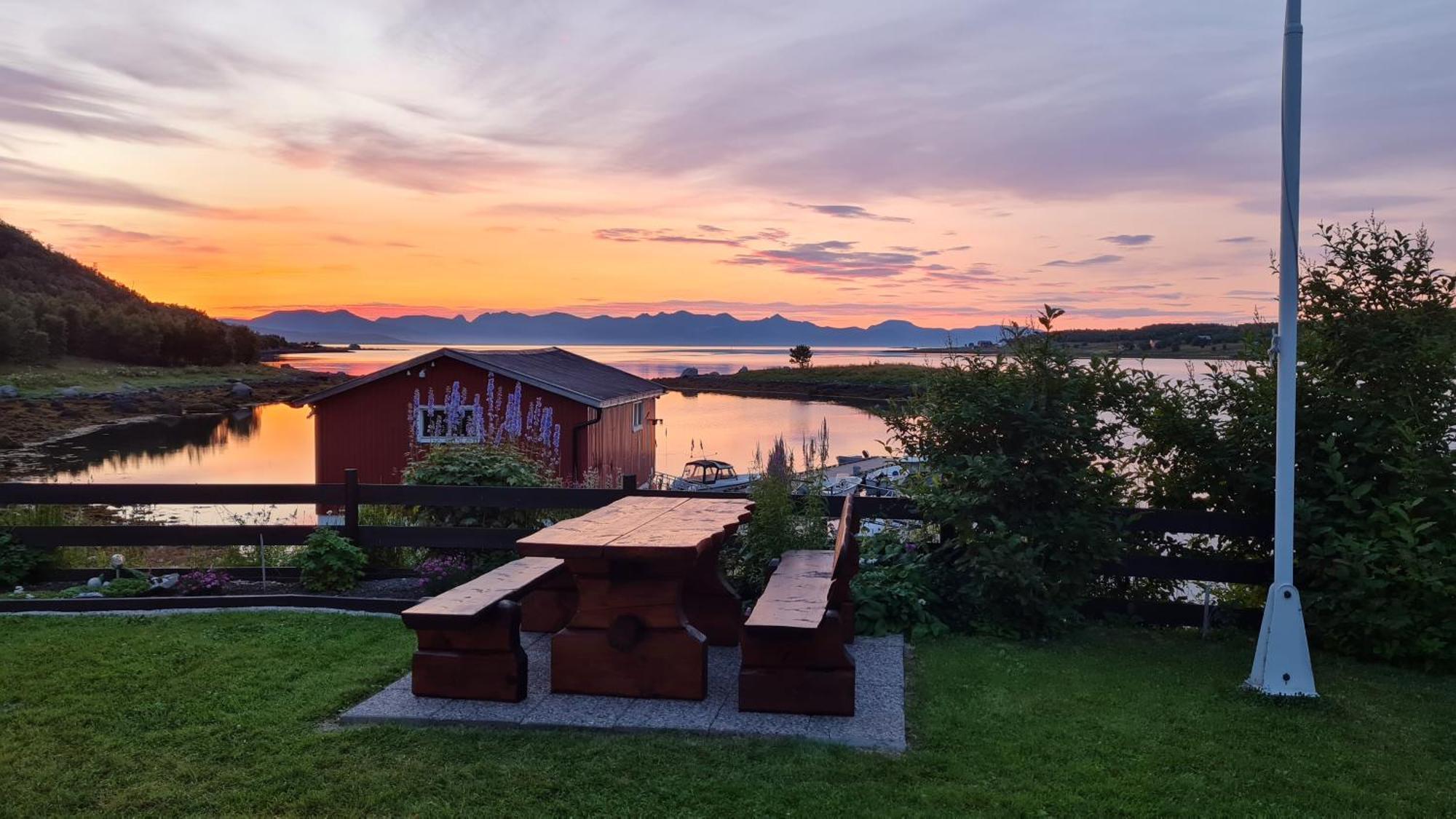 Prima Lofoten Myrland Bagian luar foto