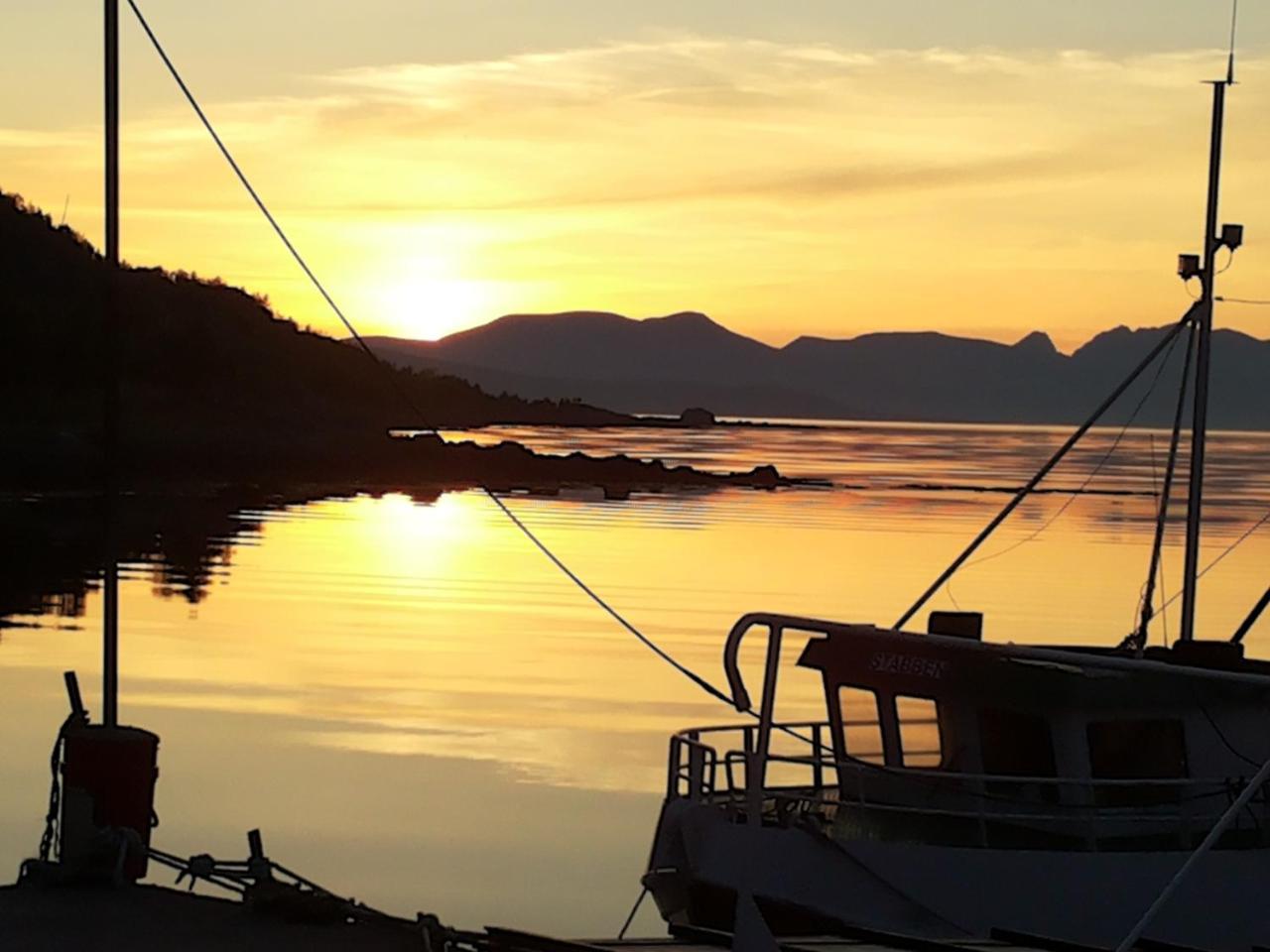 Prima Lofoten Apartment Myrland Bagian luar foto